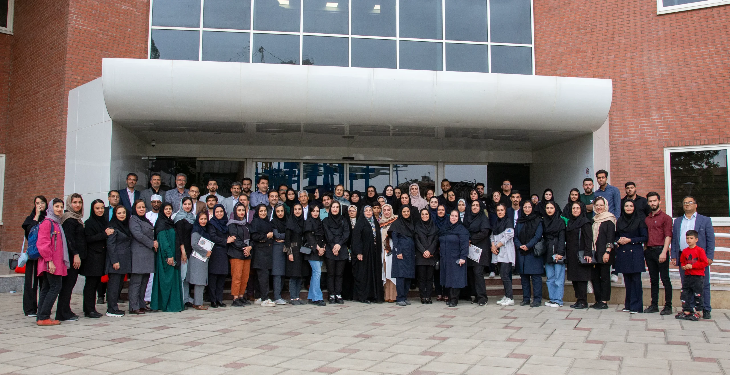 گردهمایی نمایندگان فعال لکو ایران در دانشگاه شریف تهران